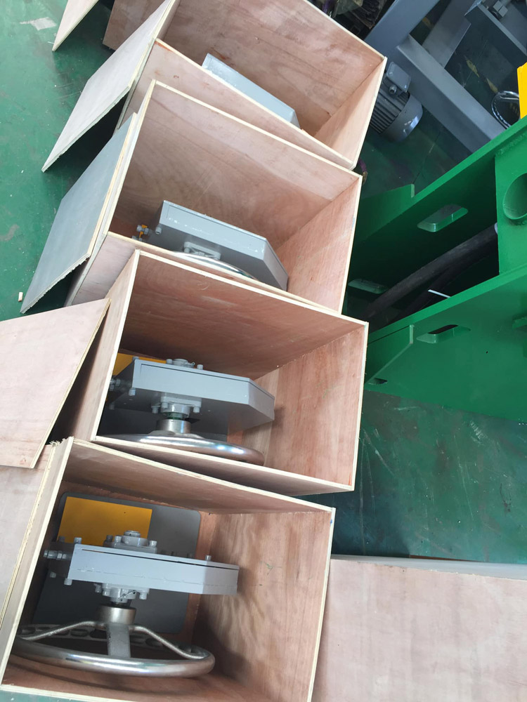 Mosaic stone splitting machine and masonry stone splitters,almost ready to be ship to Morocco 2