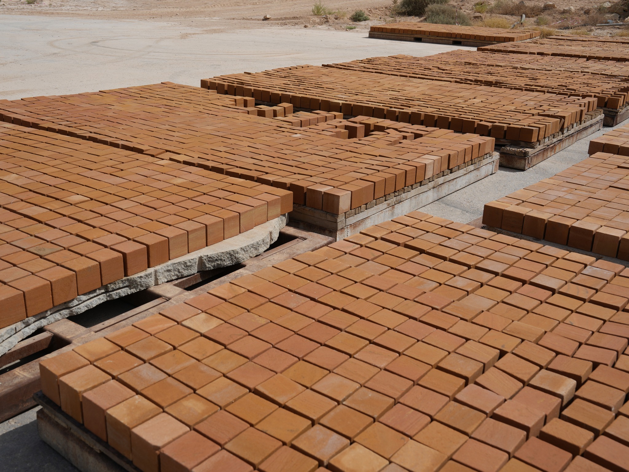 Vibratory Polishing Machine 2